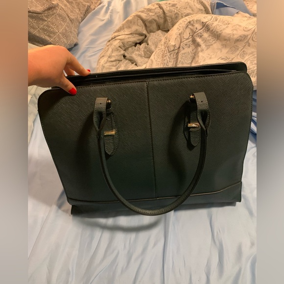 🔷EUC🔷DEEP GREEN IN COLOR🔷STYLISH LAPTOP BAG🔷 - Picture 7 of 7